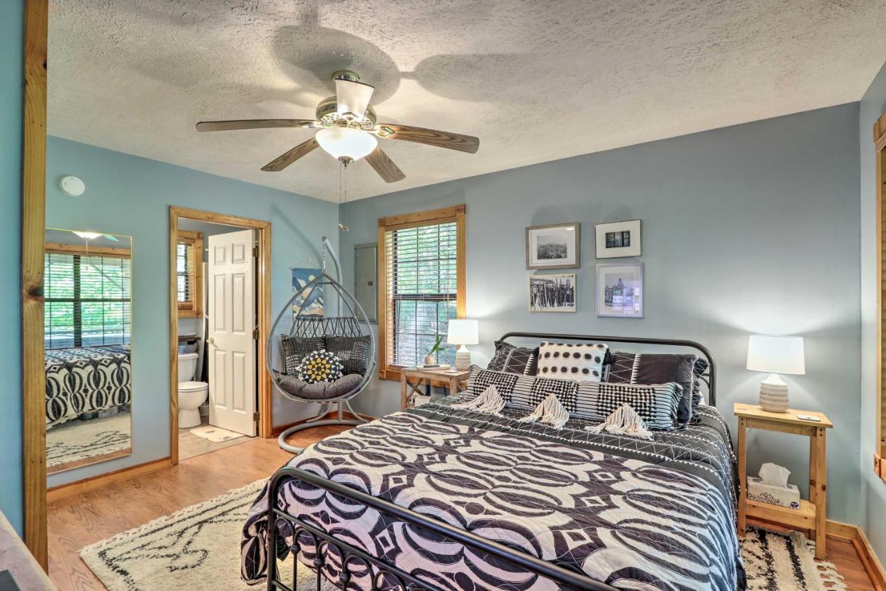 Bumblebee Cottage Murphy Retreat With Hot Tub Salem Exterior photo